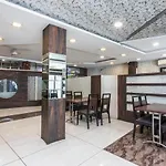 Oyo 3767 Hotel Gopal Palace